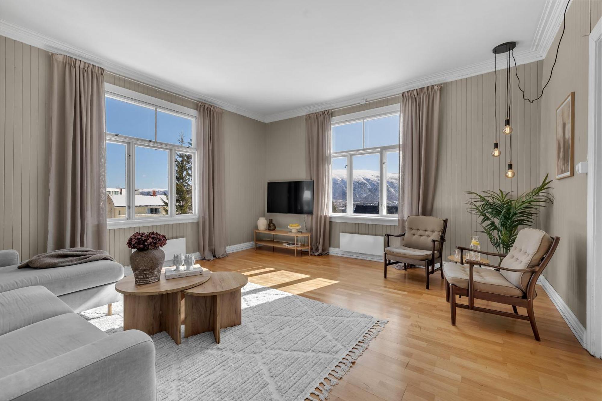 Lovely City Center Apartment With Amazing Views And Free Parking! Тромсе Екстер'єр фото