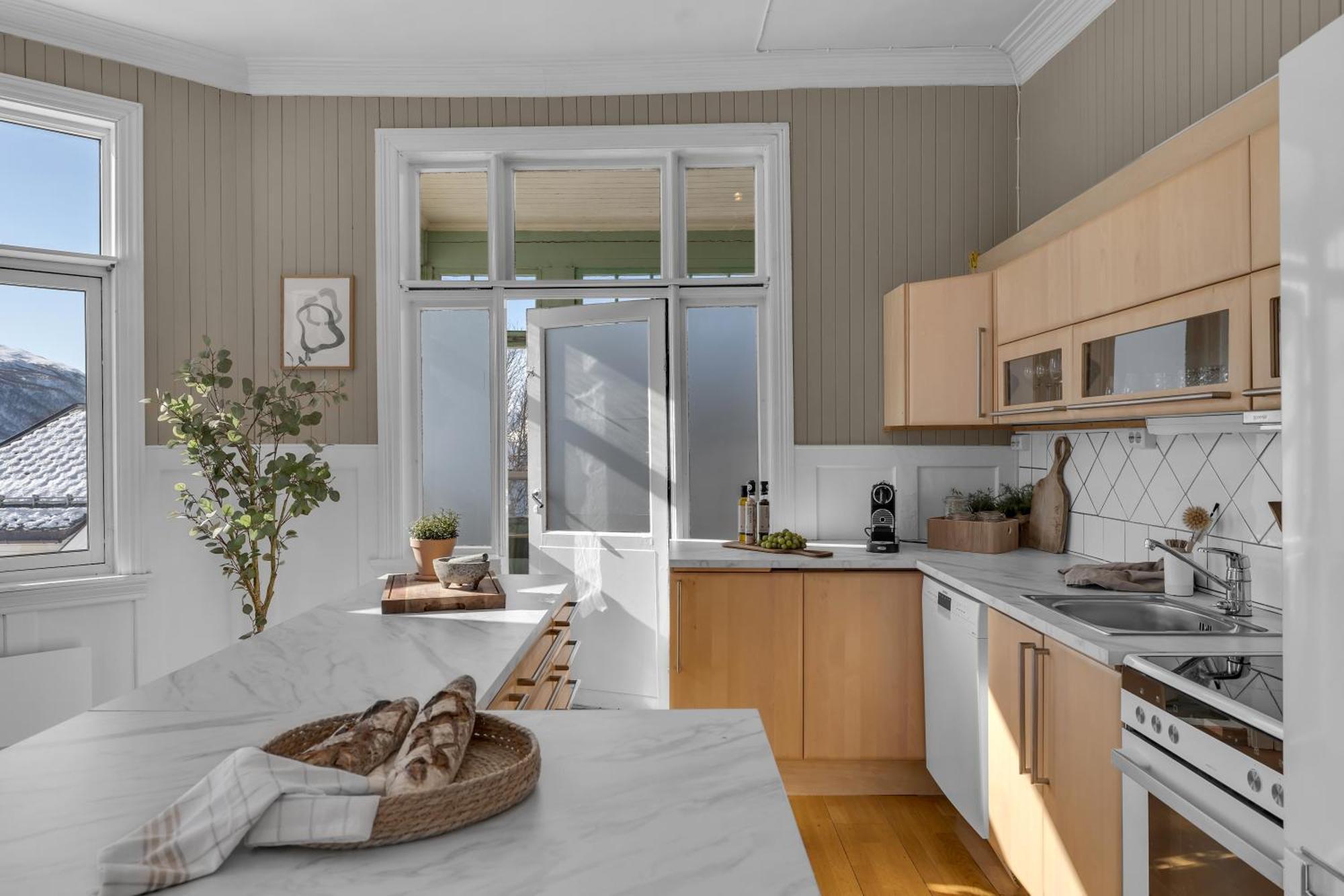 Lovely City Center Apartment With Amazing Views And Free Parking! Тромсе Екстер'єр фото