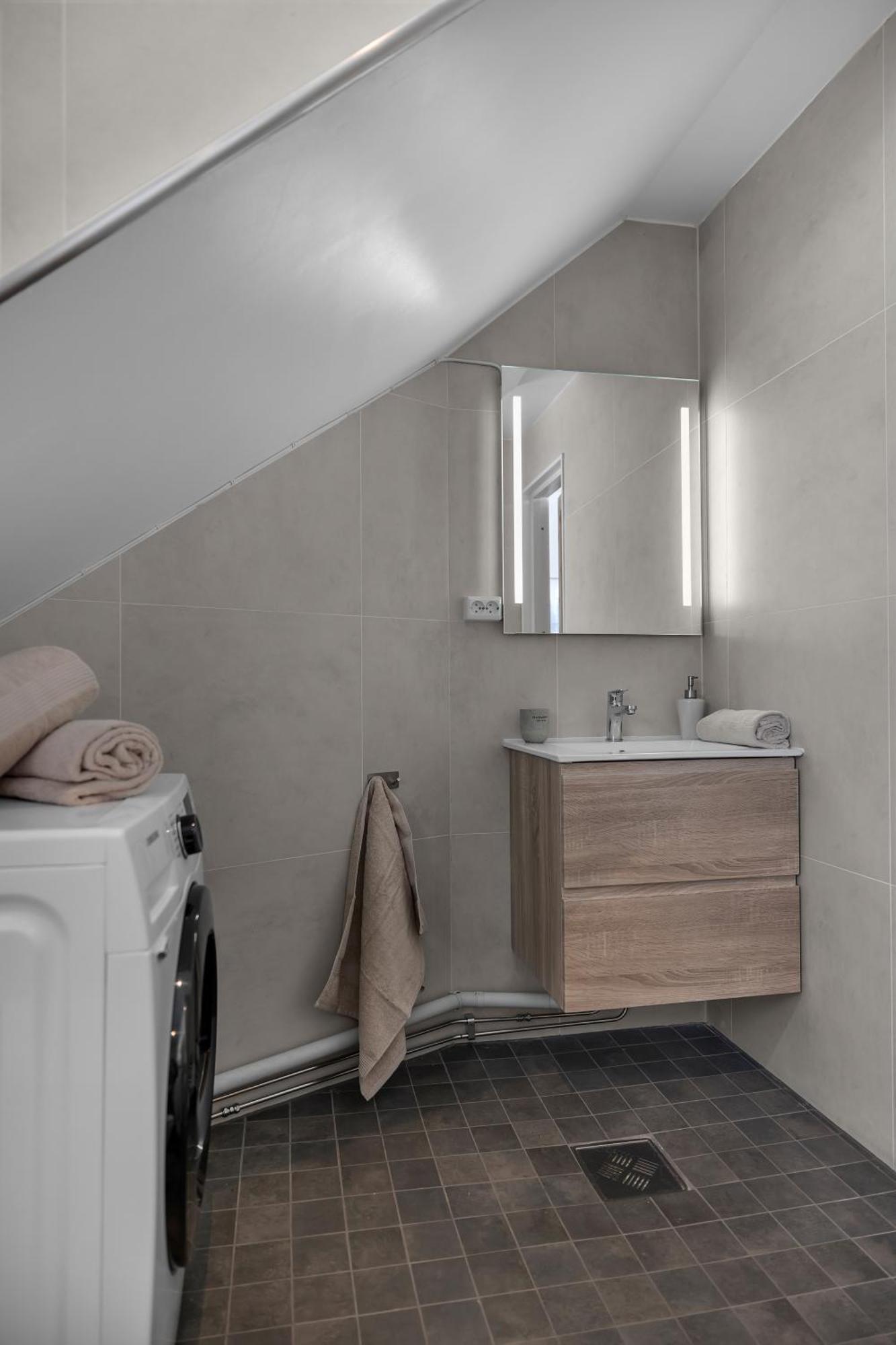 Lovely City Center Apartment With Amazing Views And Free Parking! Тромсе Екстер'єр фото